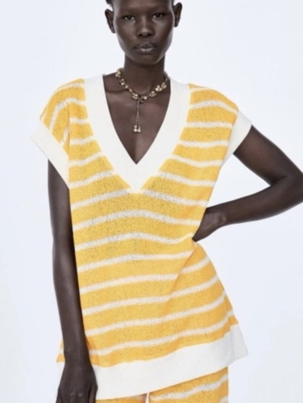 Zara Striped Knit Sweater Vest V Neck Sleeveless Top Yellow White Medium